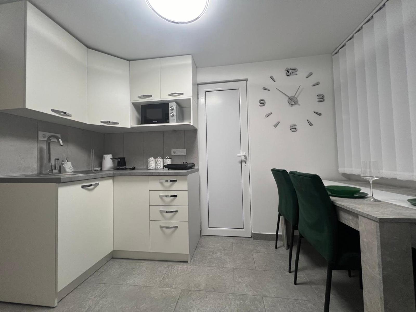 Agate Apartment Белград Экстерьер фото